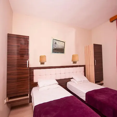 Rosy فندق مرمريس