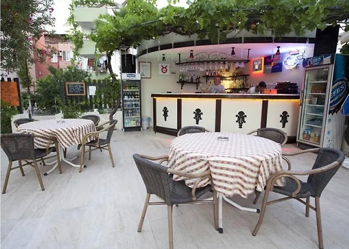 Rosy マルマリス