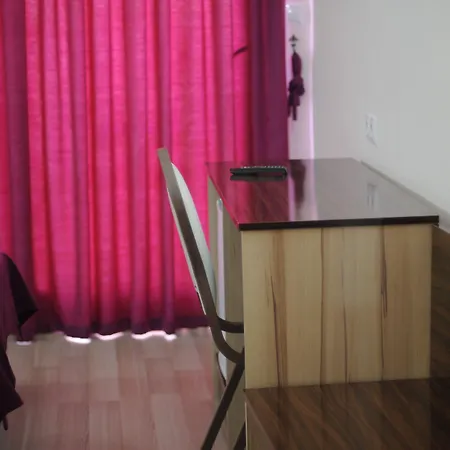 Rosy 3* マルマリス