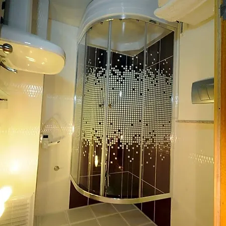 Hotel Rosy
