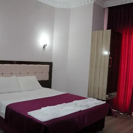 روزي مارماريس فندق 3*