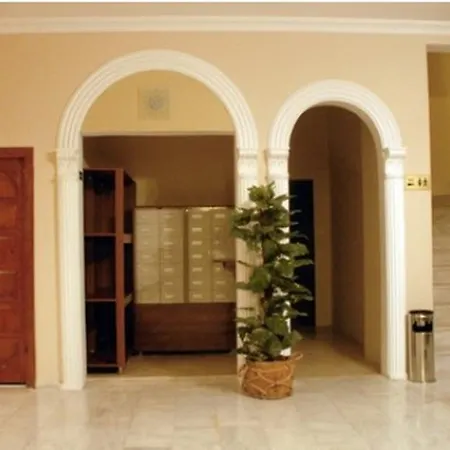 Rosy Hotel