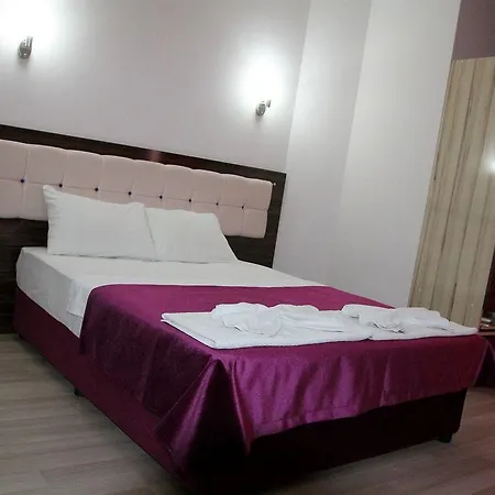 Rosy Otel