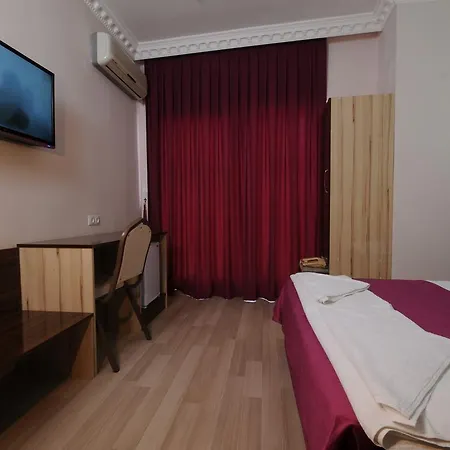 Rosy Otel