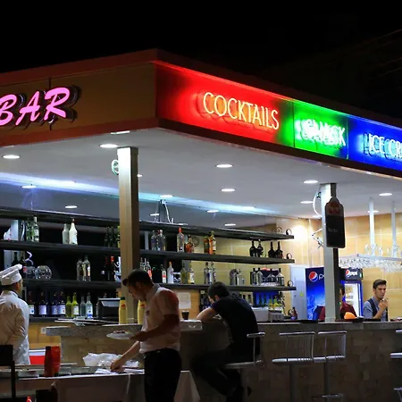 Otel Rosy 2*